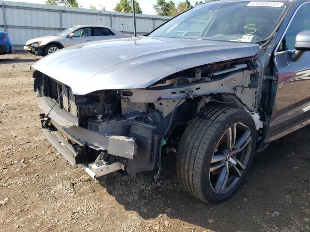 Photo 9 from auction – 2018 VOLVO XC60 T5 with VIN LYV102RK6JB087976