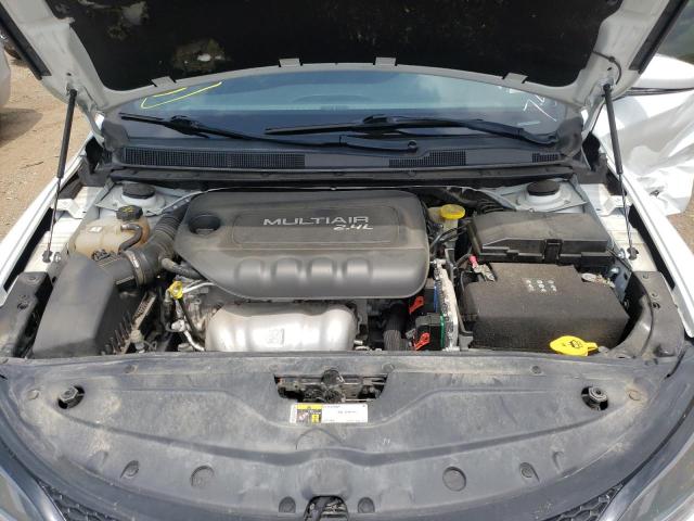 Photo 7 from auction – 2016 CHRYSLER 200 S with VIN 1C3CCCBB7GN173620