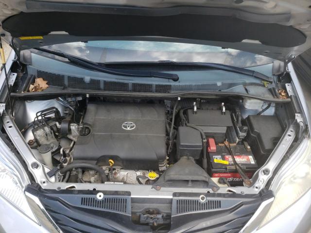 Photo 7 from auction – 2011 TOYOTA SIENNA LE with VIN 5TDKK3DCXBS154823