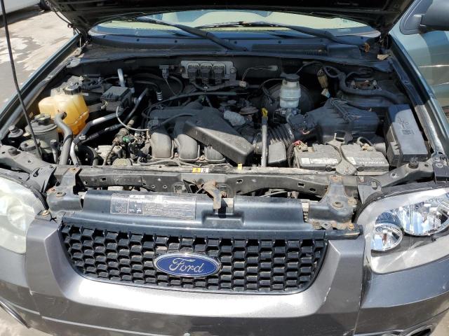 Photo 7 from auction – 2005 FORD ESCAPE XLT with VIN 1FMCU93185KC72278
