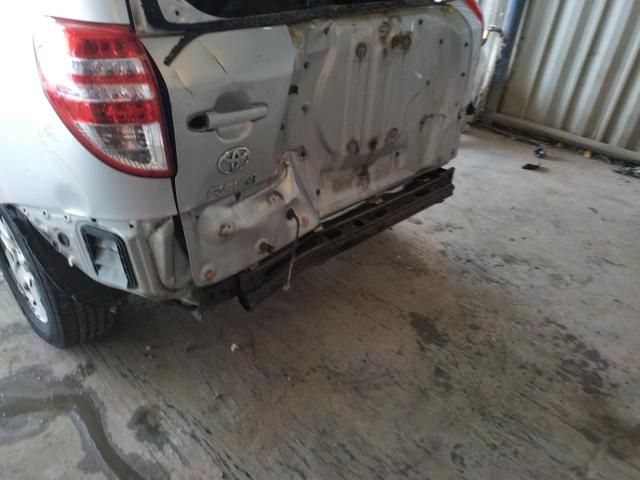 Photo 9 from auction – 2011 TOYOTA RAV4 with VIN 2T3KF4DV0BW081312