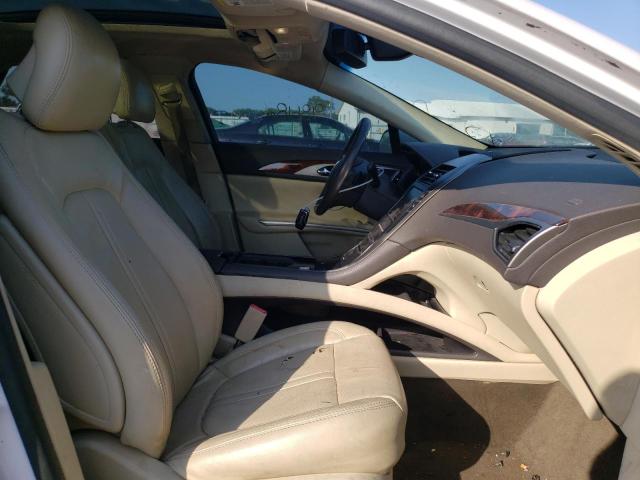 Photo 5 from auction – 2013 LINCOLN MKZ with VIN 3LN6L2GK4DR827845
