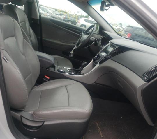 Photo 5 from auction – 2011 HYUNDAI SONATA SE with VIN 5NPEC4ACXBH102425