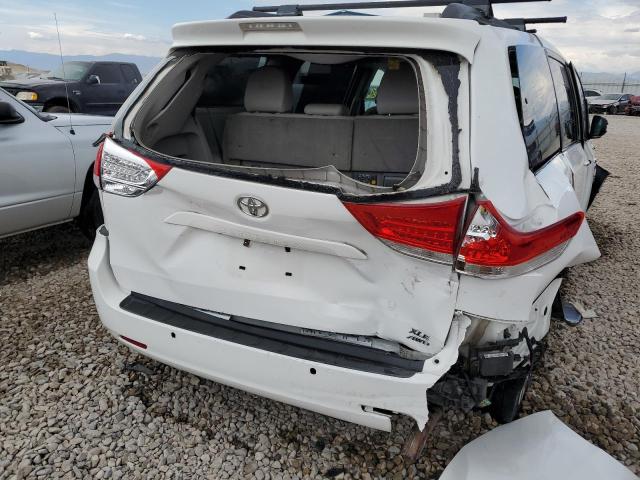 Photo 9 from auction – 2013 TOYOTA SIENNA XLE with VIN 5TDDK3DC3DS058849