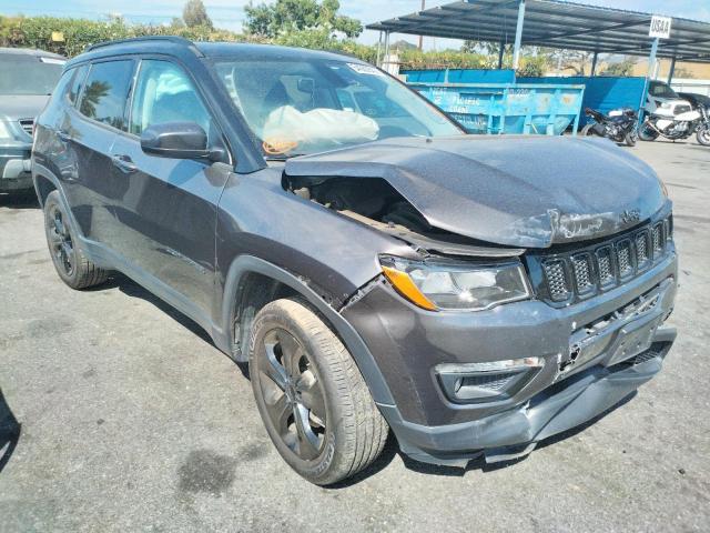 JEEP COMPASS LA 2018 with VIN 3C4NJDBBXJT433094 - Photo from auction