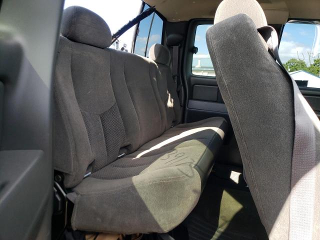 Photo 6 from auction – 2005 CHEVROLET SILVERADO with VIN 1GCEK19B05E239357