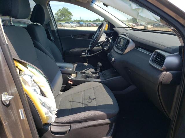Photo 5 from auction – 2016 KIA SORENTO LX with VIN 5XYPG4A36GG027346
