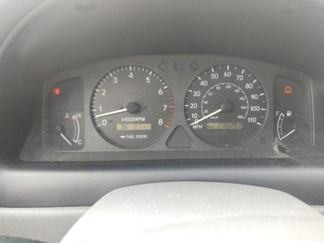Photo 8 from auction – 2002 TOYOTA COROLLA CE with VIN 1NXBR12E22Z603052