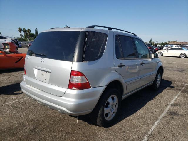Photo 4 from auction – 2002 MERCEDES-BENZ ML 320 with VIN 4JGAB54E02A324558