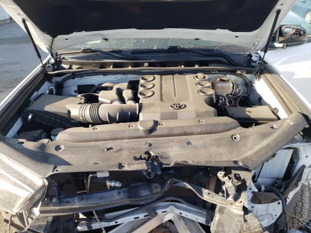 Photo 7 from auction – 2017 TOYOTA 4RUNNER SR with VIN JTEBU5JR4H5418403