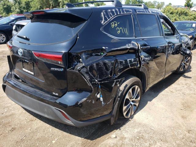 Photo 4 from auction – 2022 TOYOTA HIGHLANDER with VIN 5TDGBRCH6NS537796