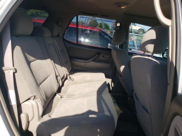 Photo 6 from auction – 2005 TOYOTA SEQUOIA SR with VIN 5TDBT44A65S239003