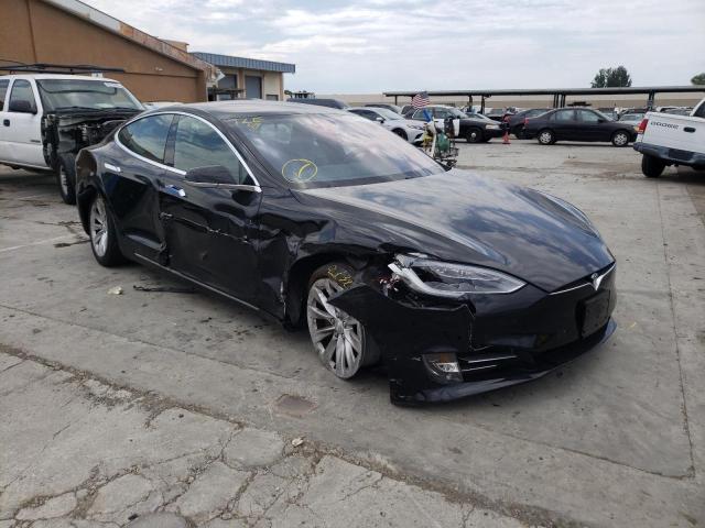 TESLA MODEL S 2017 with VIN 5YJSA1E2XHF183880 - Photo from auction
