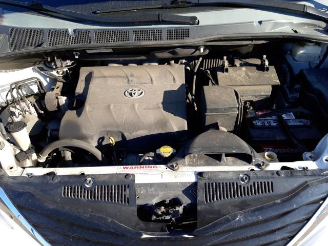 Photo 7 from auction – 2013 TOYOTA SIENNA LE with VIN 5TDKK3DC7DS358949
