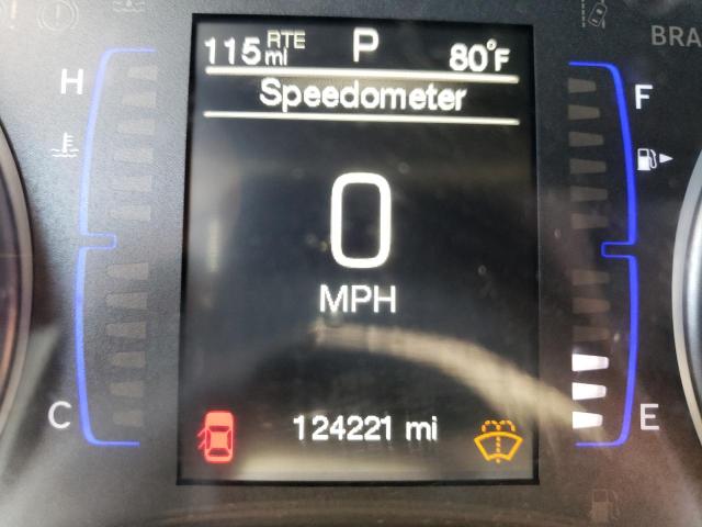 Photo 8 from auction – 2015 CHRYSLER 200 LIMITE with VIN 1C3CCCABXFN537576