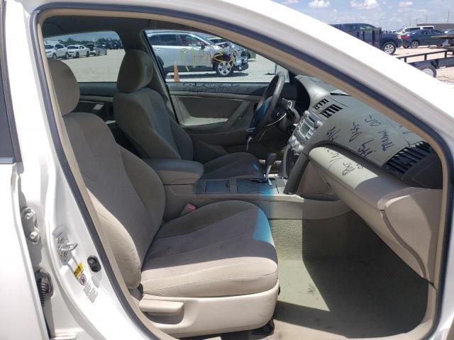 Photo 5 from auction – 2011 TOYOTA CAMRY BASE with VIN 4T1BF3EK0BU585656