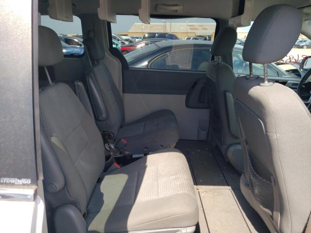 Photo 6 from auction – 2010 CHRYSLER TOWN & COU with VIN 2A4RR5D11AR198330