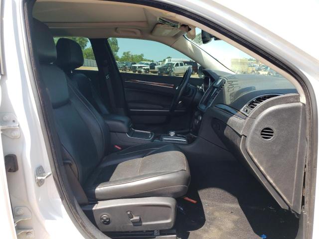 Photo 5 from auction – 2019 CHRYSLER 300 LIMITE with VIN 2C3CCAEG0KH594706