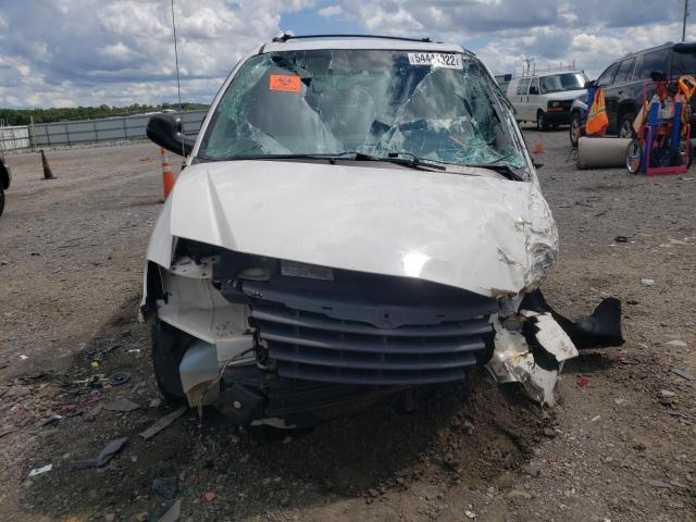 Photo 10 from auction – 2005 CHRYSLER TOWN & COU with VIN 2C4GP54LX5R250094