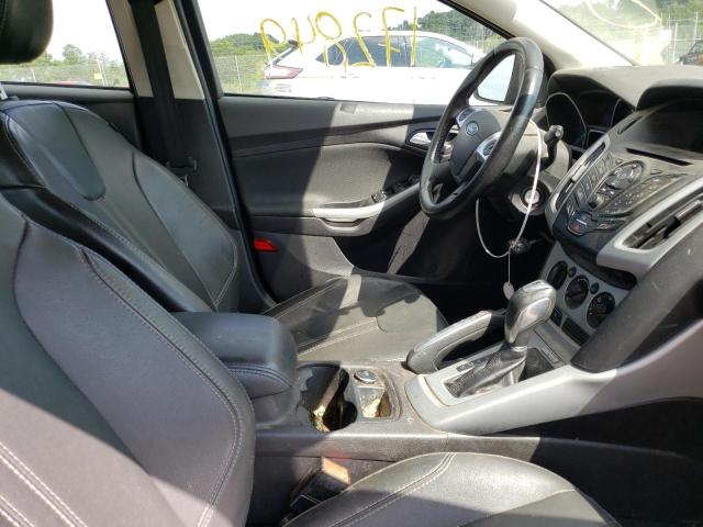 Zdjęcie 5 z aukcji – 2014 FORD FOCUS SE z VIN 1FADP3K25EL151344
