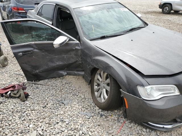 Photo 9 from auction – 2019 CHRYSLER 300 LIMITE with VIN 2C3CCAKG4KH610832