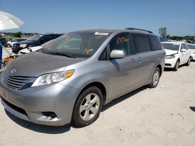 Photo 2 from auction – 2017 TOYOTA SIENNA LE with VIN 5TDKZ3DCXHS855849
