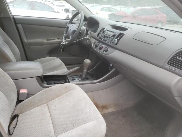 Photo 5 from auction – 2004 TOYOTA CAMRY LE with VIN 4T1BE32K64U877550