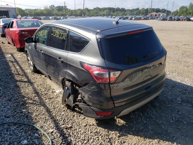 Photo 3 from auction – 2017 FORD ESCAPE SE with VIN 1FMCU9GD7HUF00218