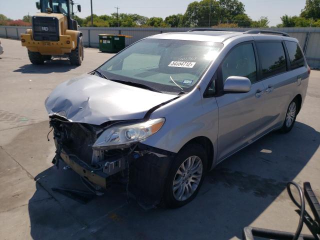 Photo 2 from auction – 2012 TOYOTA SIENNA XLE with VIN 5TDYK3DCXCS201361