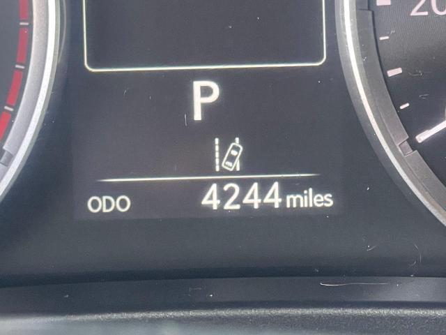 Photo 8 from auction – 2021 LEXUS IS 300 with VIN JTHCA1D23M5116702