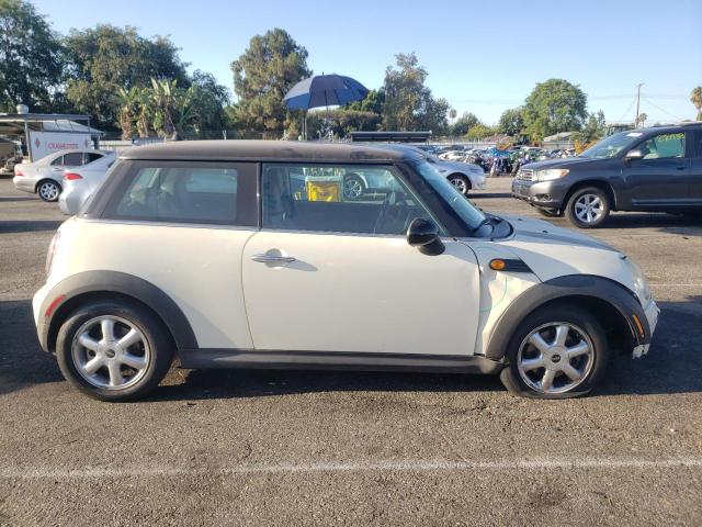 Photo 9 from auction – 2009 MINI COOPER with VIN WMWMF33539TW78713