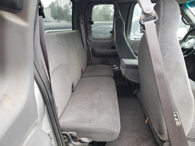 Photo 6 from auction – 2000 FORD F150 with VIN 1FTRX17W6YKA85994