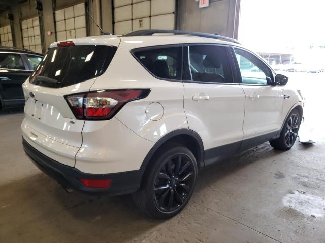 Photo 4 from auction – 2017 FORD ESCAPE SE with VIN 1FMCU9G96HUC25520