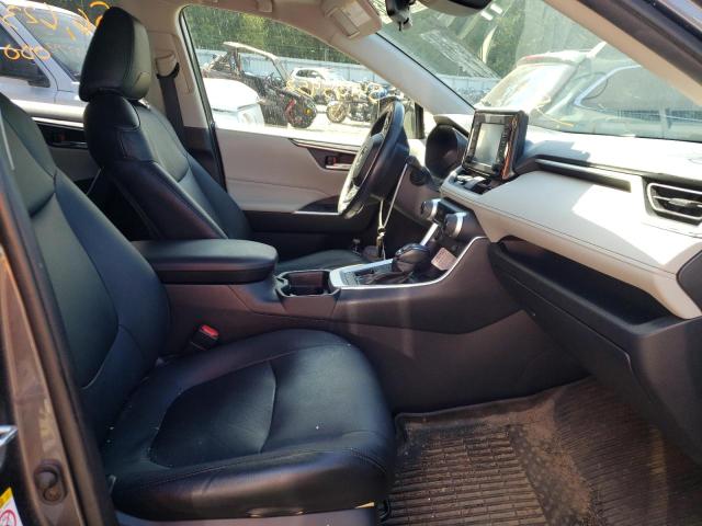 Photo 5 from auction – 2019 TOYOTA RAV4 XLE with VIN JTMP1RFV9KD020133