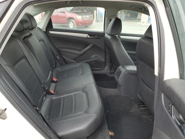 Photo 6 from auction – 2013 VOLKSWAGEN PASSAT SE with VIN 1VWBP7A32DC102276