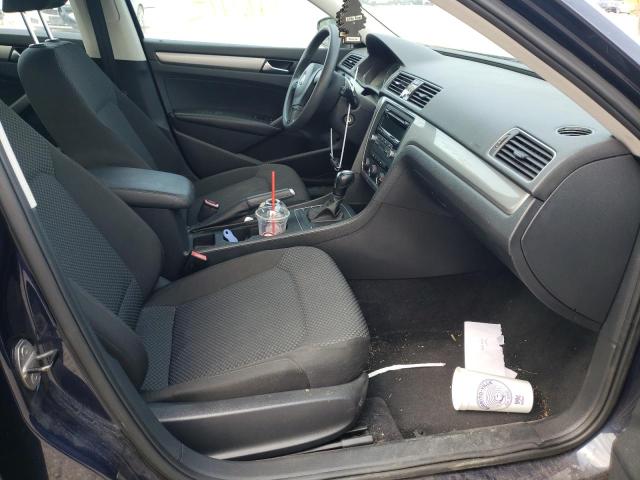 Photo 5 from auction – 2014 VOLKSWAGEN PASSAT S with VIN 1VWAP7A37EC014983