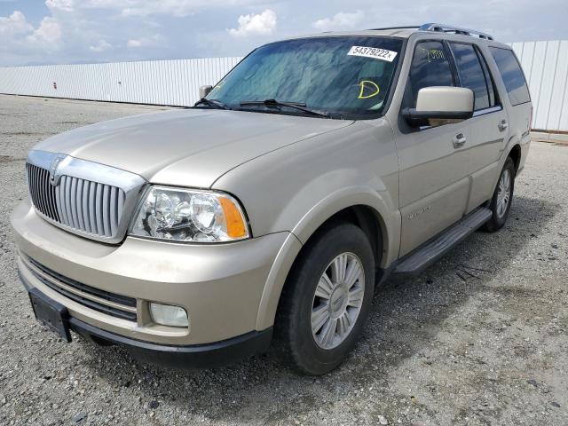 Photo 2 from auction – 2005 LINCOLN NAVIGATOR with VIN 5LMFU28595LJ15396
