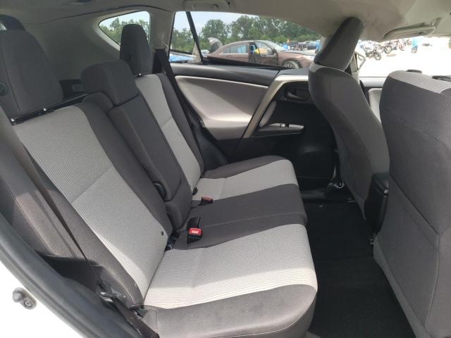 Photo 6 from auction – 2015 TOYOTA RAV4 LE with VIN JTMZFREV4FJ038901
