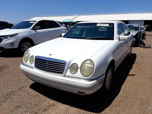 Photo 2 from auction – 1997 MERCEDES-BENZ E-CLASS with VIN WDBJF55FXVJ036100