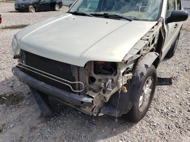 Photo 9 from auction – 2004 FORD ESCAPE XLT with VIN 1FMYU03124KA70844