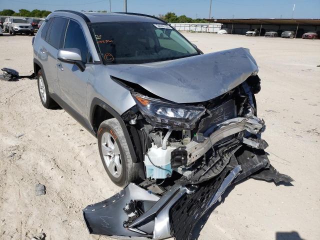 TOYOTA RAV4 XLE 2019 with VIN 2T3W1RFV6KW048261 - Photo from auction