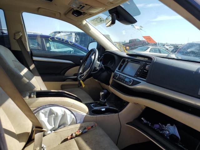 Photo 5 from auction – 2017 TOYOTA HIGHLANDER with VIN 5TDJZRFH8HS391242