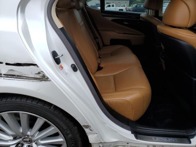 Photo 6 from auction – 2017 LEXUS LS 460 with VIN JTHCL5EF6H5027652