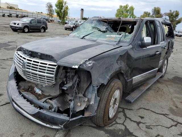 Photo 2 from auction – 2011 LINCOLN NAVIGATOR with VIN 5LMJJ3H52BEJ03499
