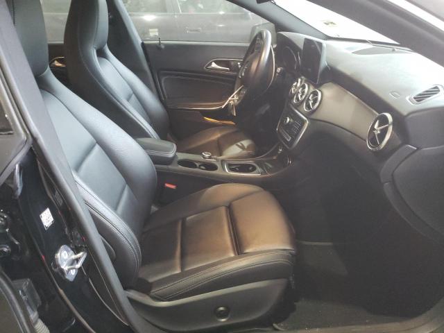 Photo 5 from auction – 2018 MERCEDES-BENZ CLA 250 with VIN WDDSJ4EB4JN690109