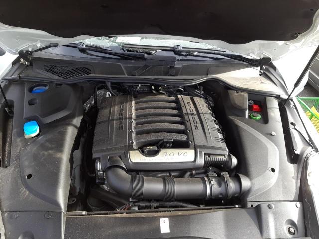 Photo 7 from auction – 2017 PORSCHE CAYENNE with VIN WP1AA2A21HKA82185