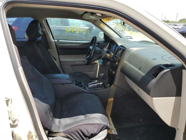 Photo 5 from auction – 2005 CHRYSLER 300 with VIN 2C3JA43RX5H662940