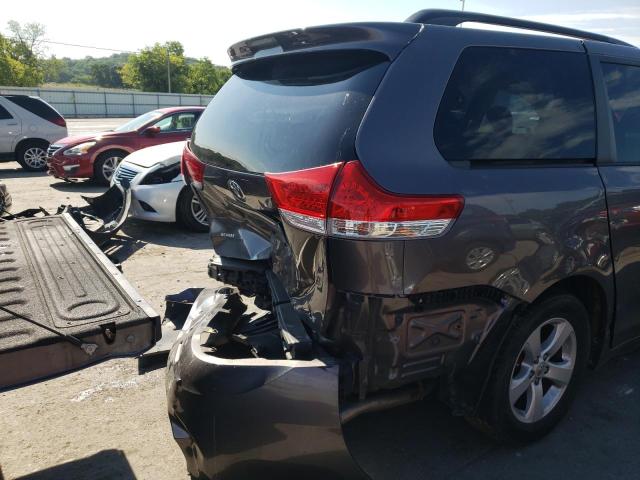 Photo 9 from auction – 2014 TOYOTA SIENNA LE with VIN 5TDKK3DCXES514998