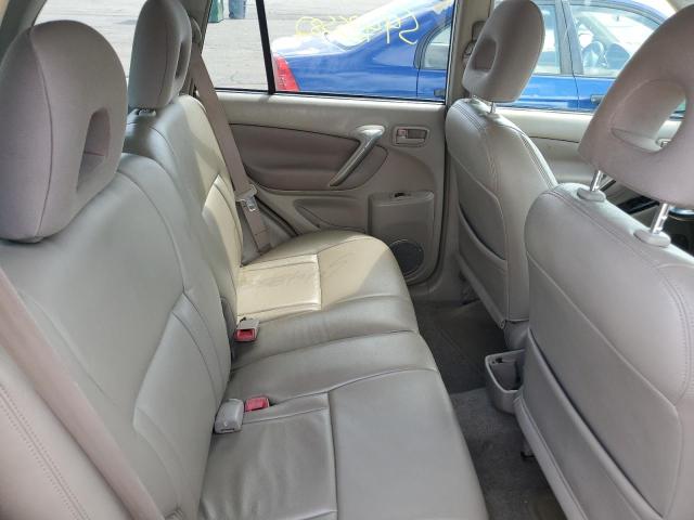 Photo 6 from auction – 2004 TOYOTA RAV4 with VIN JTEHD20V840003549