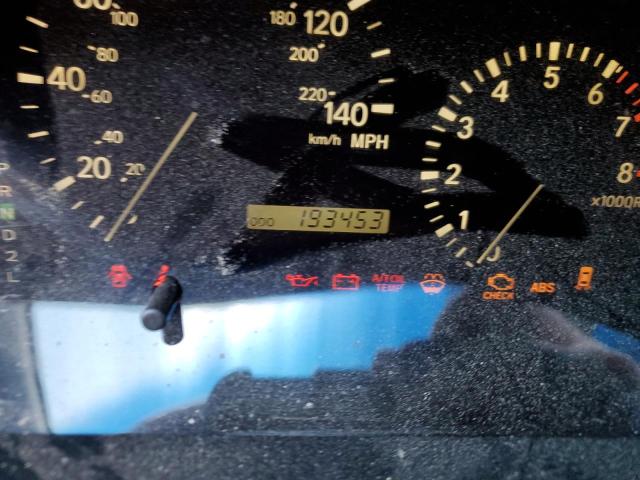 Photo 8 from auction – 2002 LEXUS RX 300 with VIN JTJHF10U520266558